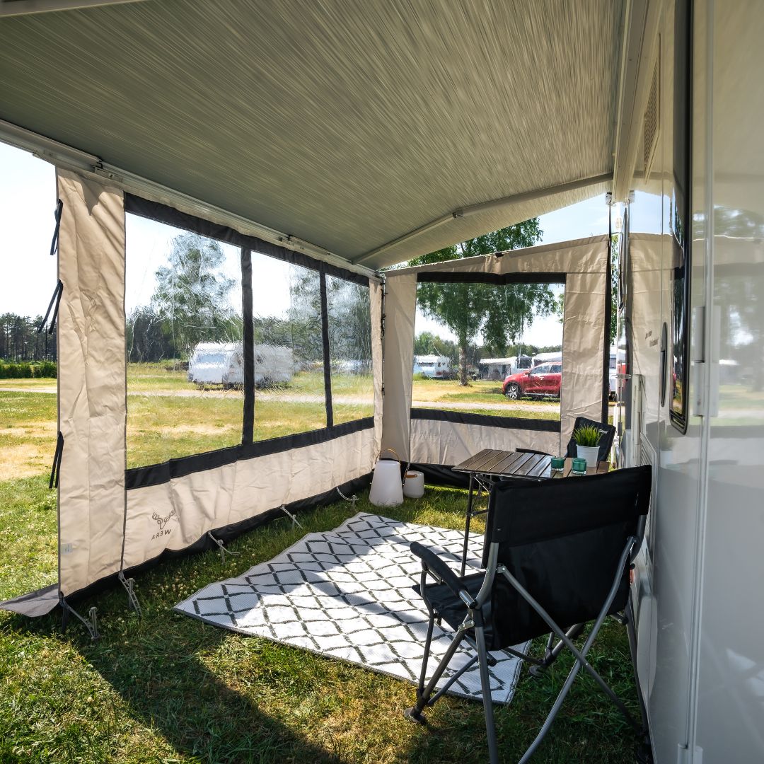 Wera awning front